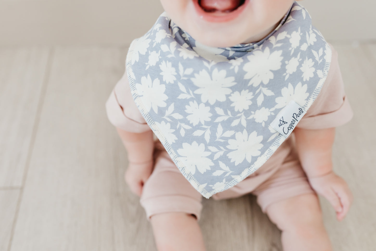 Lacie Bib Set