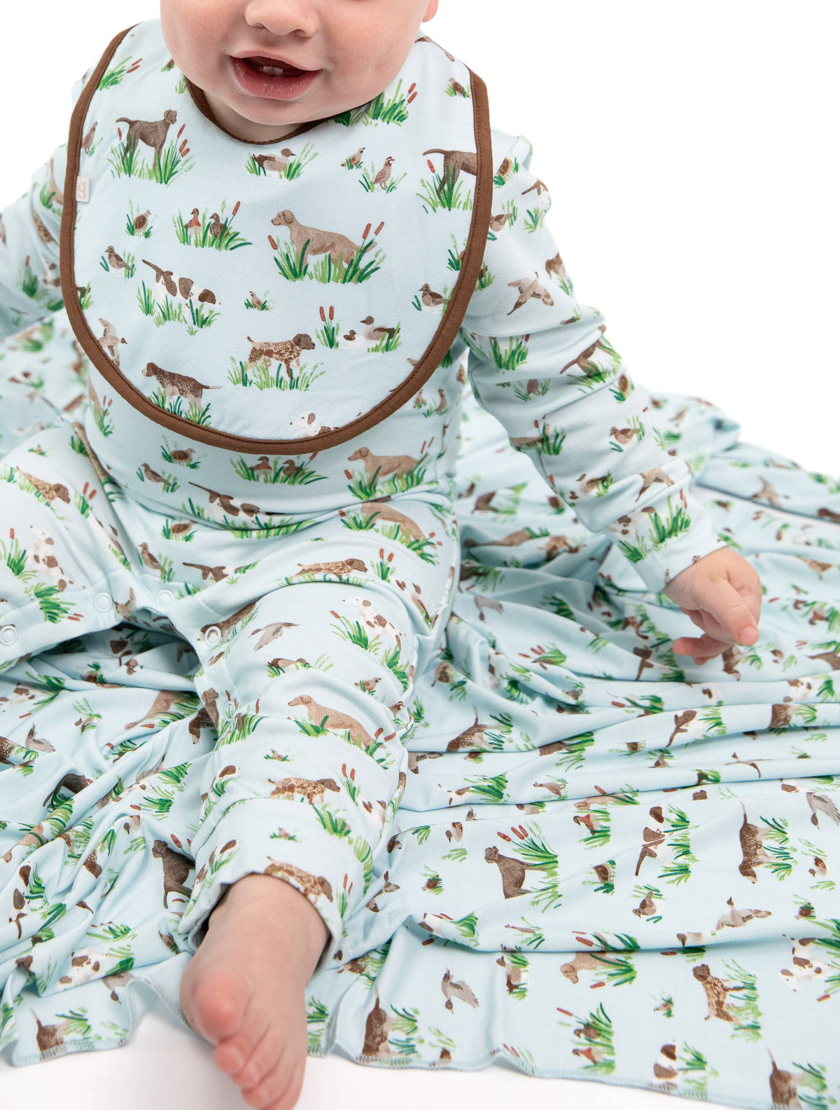 Delta Bird Hunting Dogs Bib Set