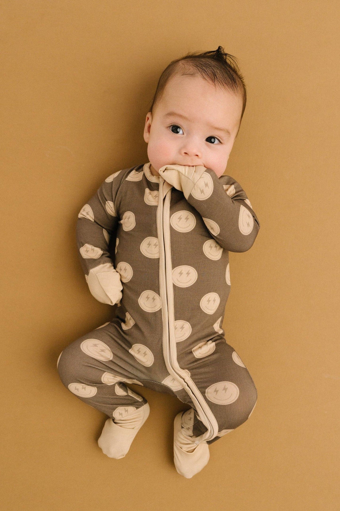 Neutral Smileys Bamboo Sleeper